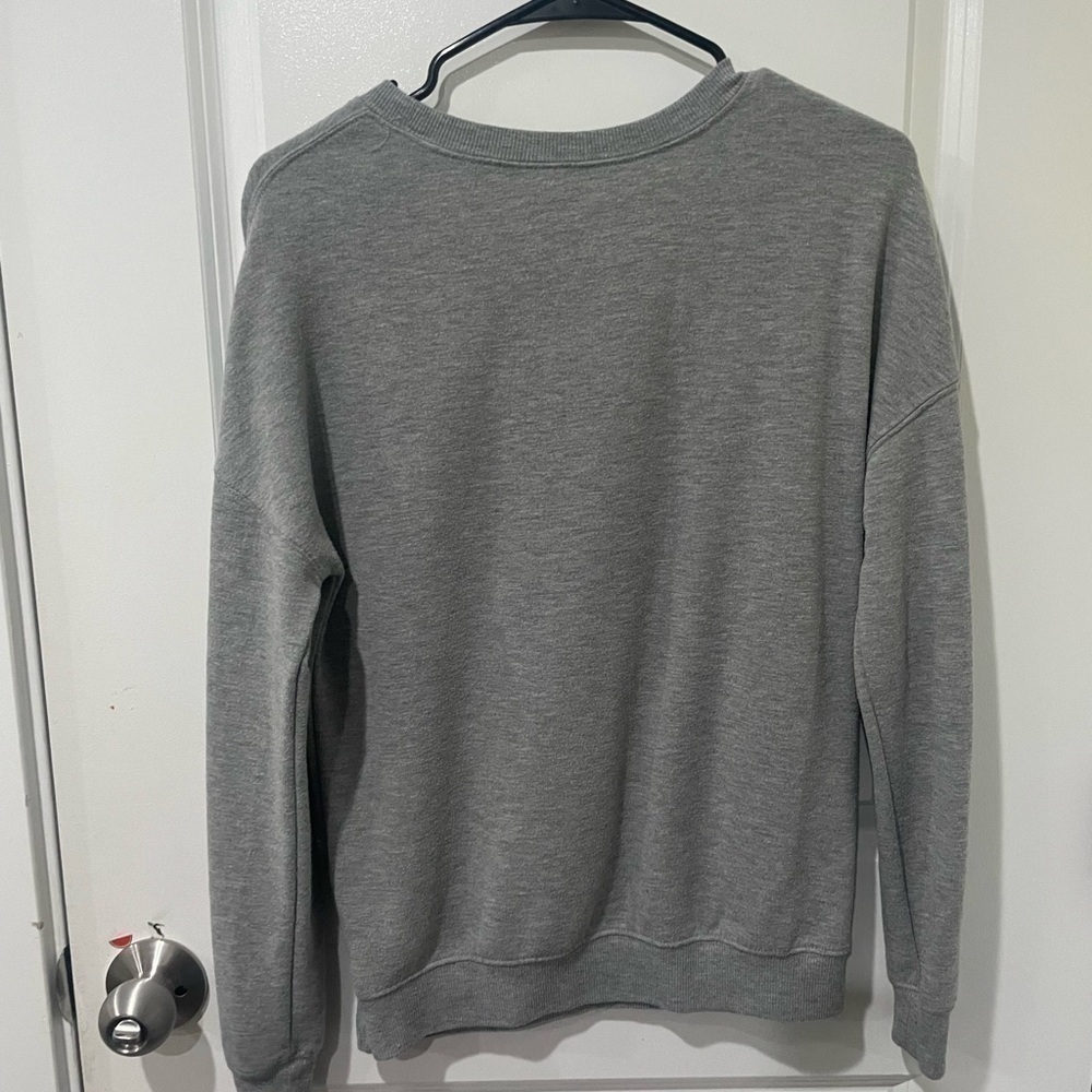Preloved‎ MTV Pullover Sweater - Picture 2 of 3